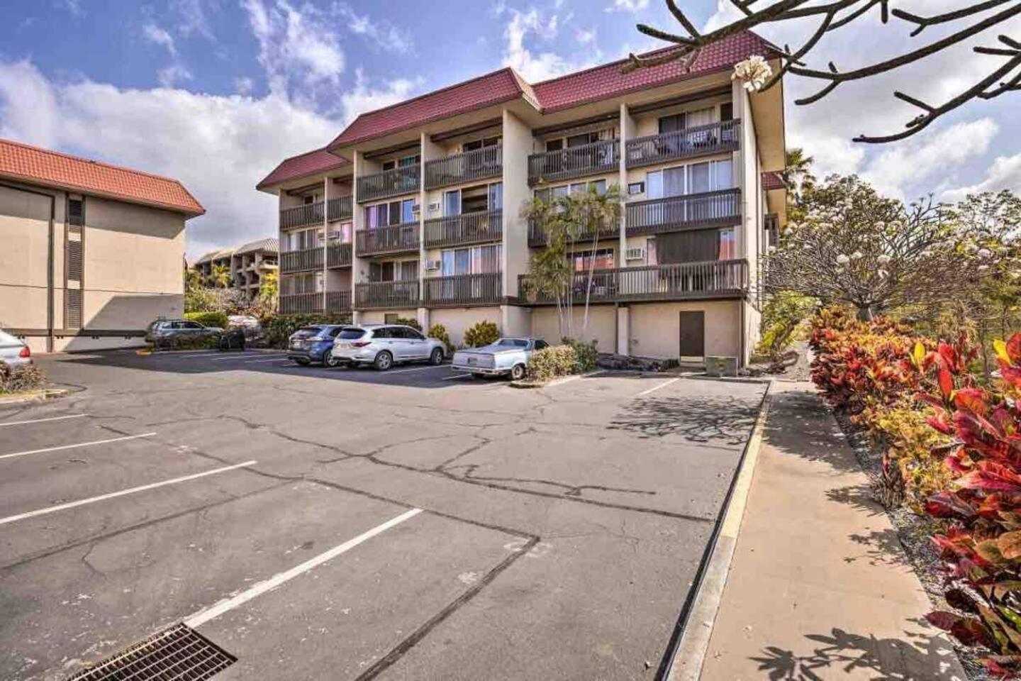 Family Friendly Kailua Bay View Ac Free Parking Walk To Kailua Village Экстерьер фото